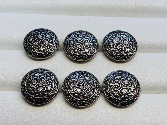 Vintage Silver-Tone Metal Buttons with Ornate Scroll Design – 15mm – Set of Six