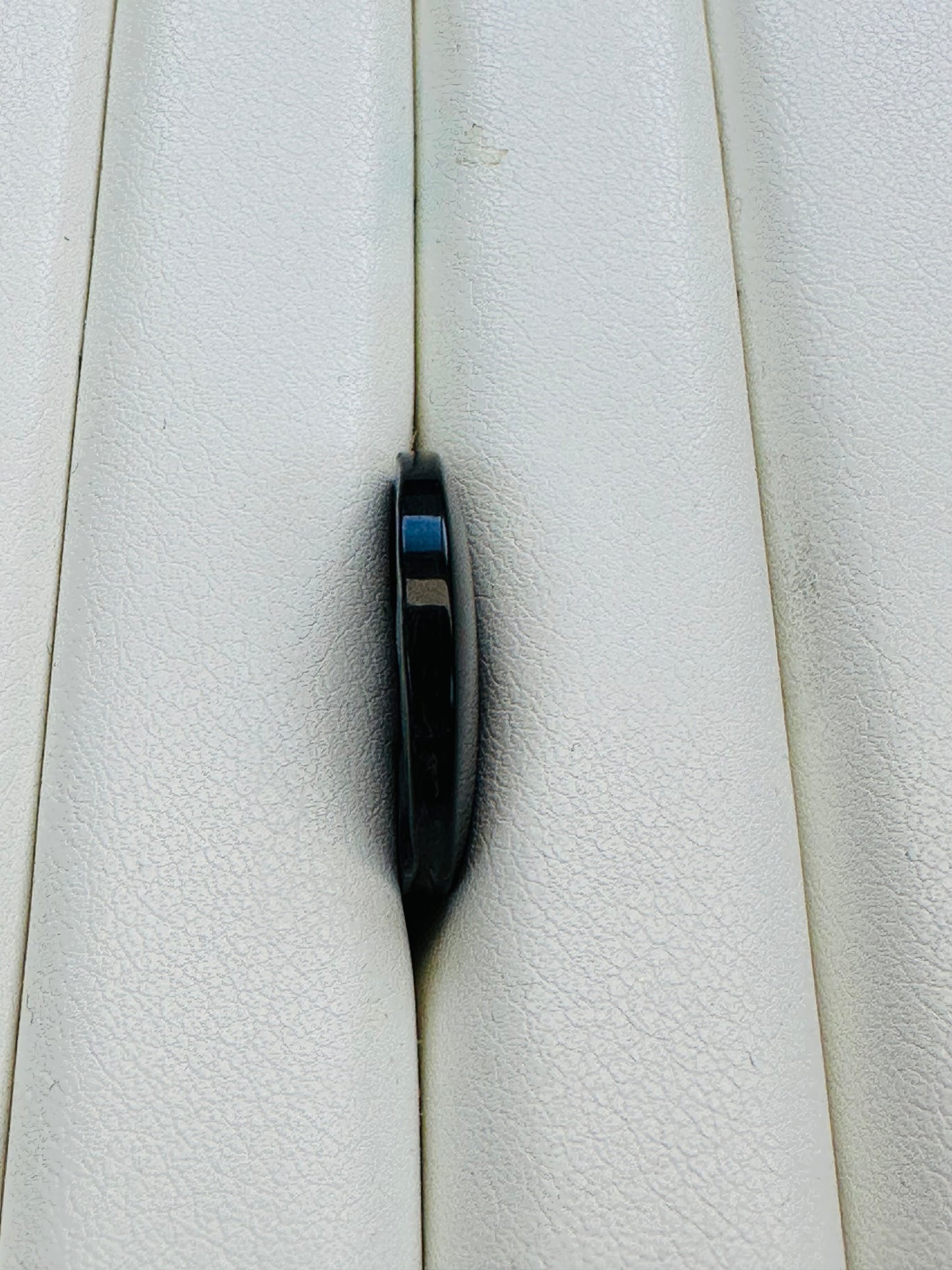 Black Buttons with Grey Detail – 22mm Sew-Through – Set of 6