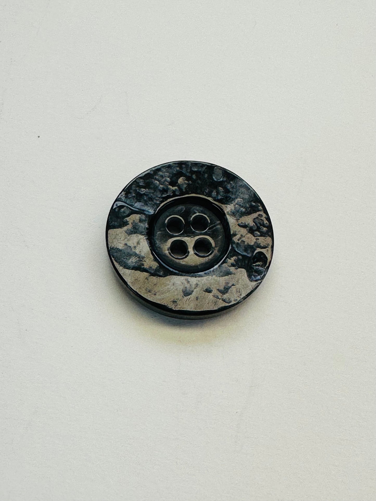 Black Buttons with Grey Detail – 22mm Sew-Through – Set of 6