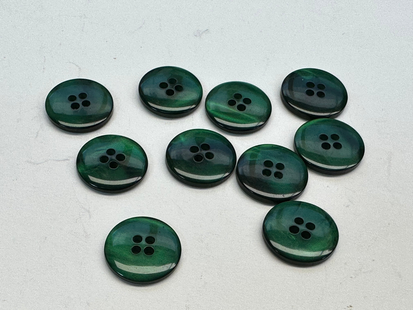 Green Buttons – 15mm Pearlised Finish Sew-Through – Set of 10