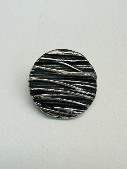 Textured Silver-Tone Metal Button – 20mm (32L / approx. 13⁄16 inch) – Shank Back