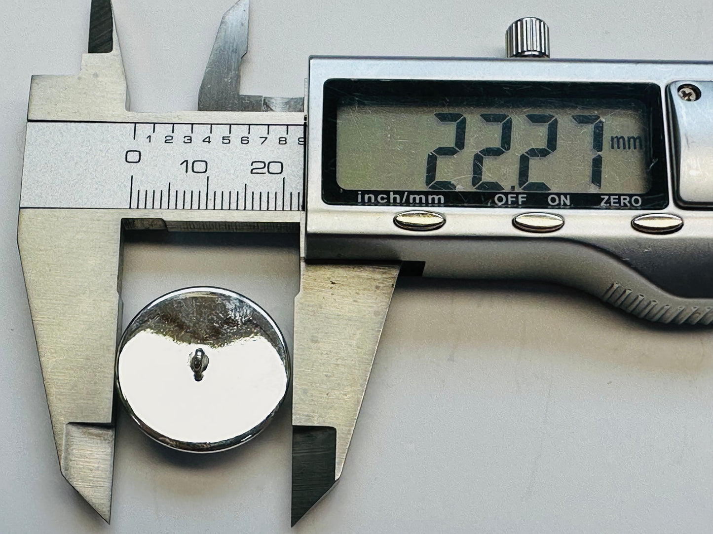 Moonlit Unicorn Glass Button – 22mm – Domed Glass & Silver-Tone Metal – Sold Individually