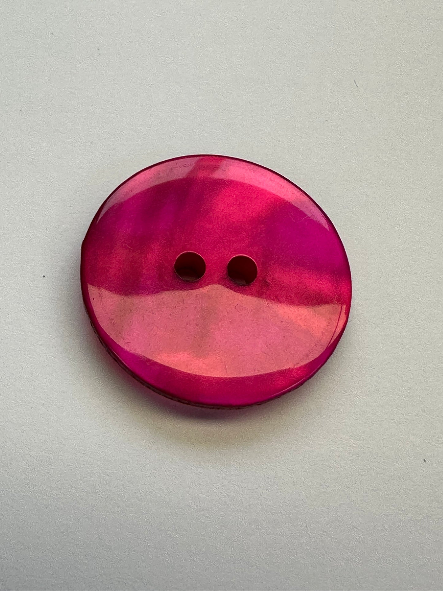 Fuchsia Pink Pearlised Button – 23mm (36L, 7/8 inch) – Sold Individually – Hand Dyed in Cornwall